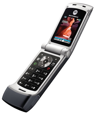 Motorola má tři novinky: U9, W377 a zlatou verzi  RAZR2