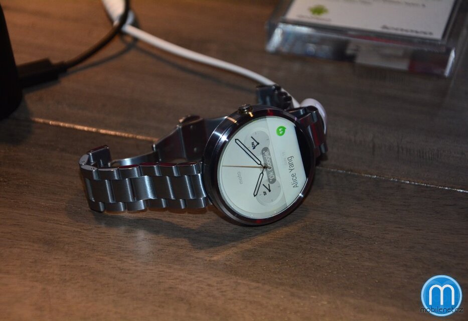 Motorola Moto 360