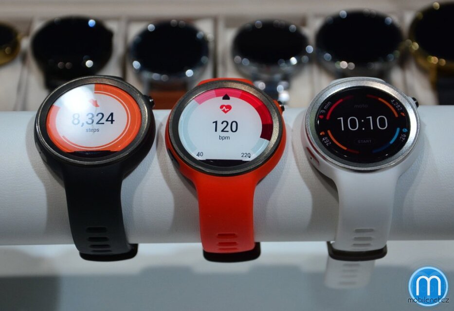 Motorola Moto 360 (2015)