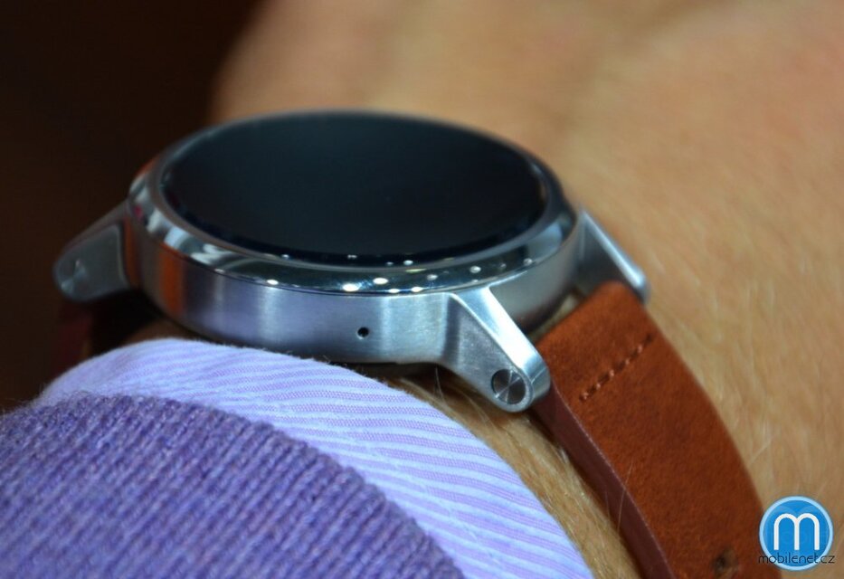 Motorola Moto 360 (2015)