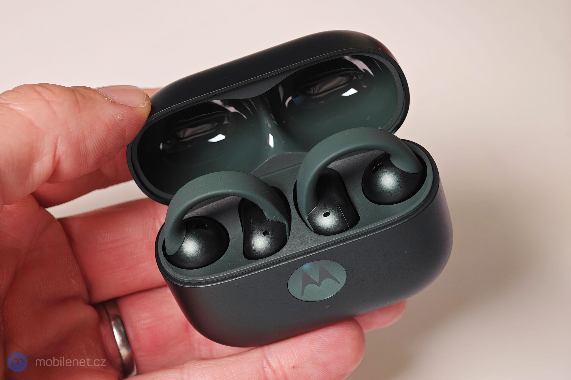 Motorola Moto Buds Loop