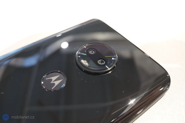 Motorola Moto G7