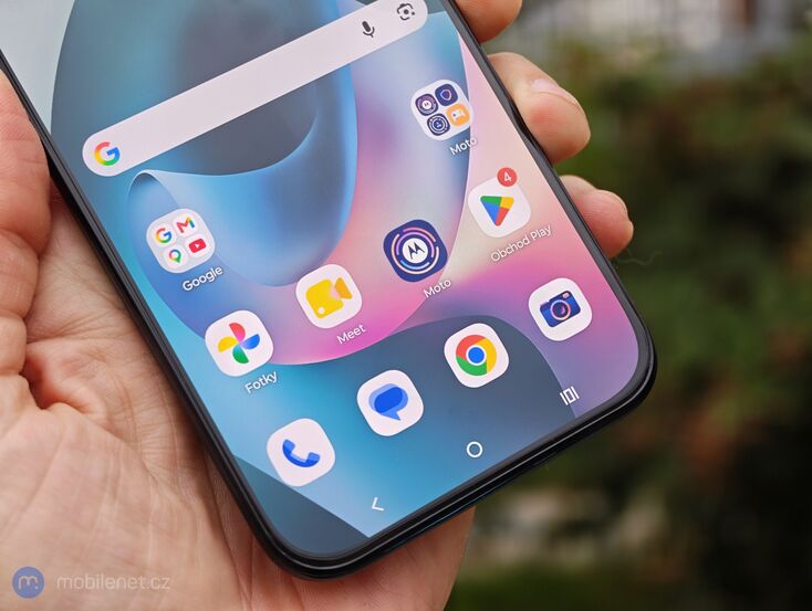 Motorola Moto G77
