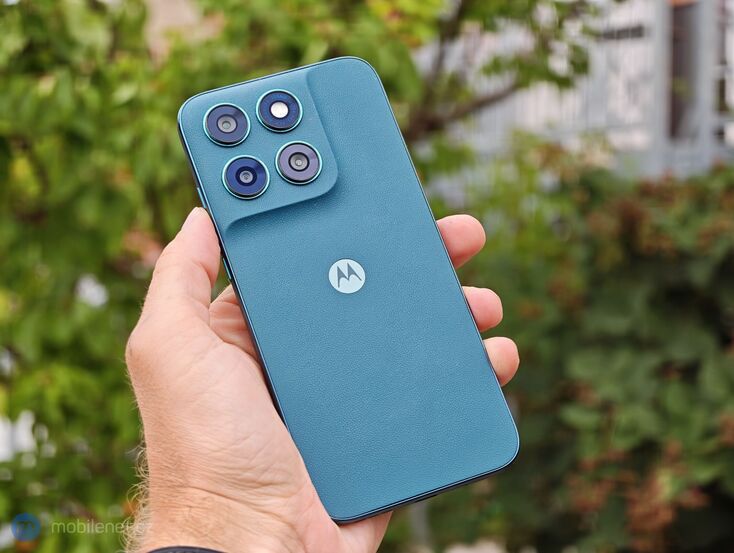 Motorola Moto G77