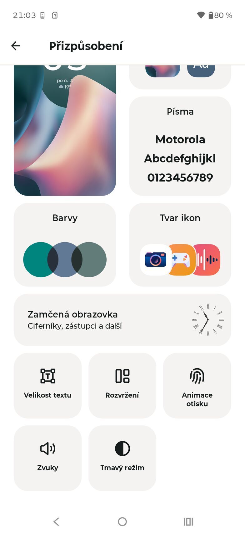 Motorola Moto G77