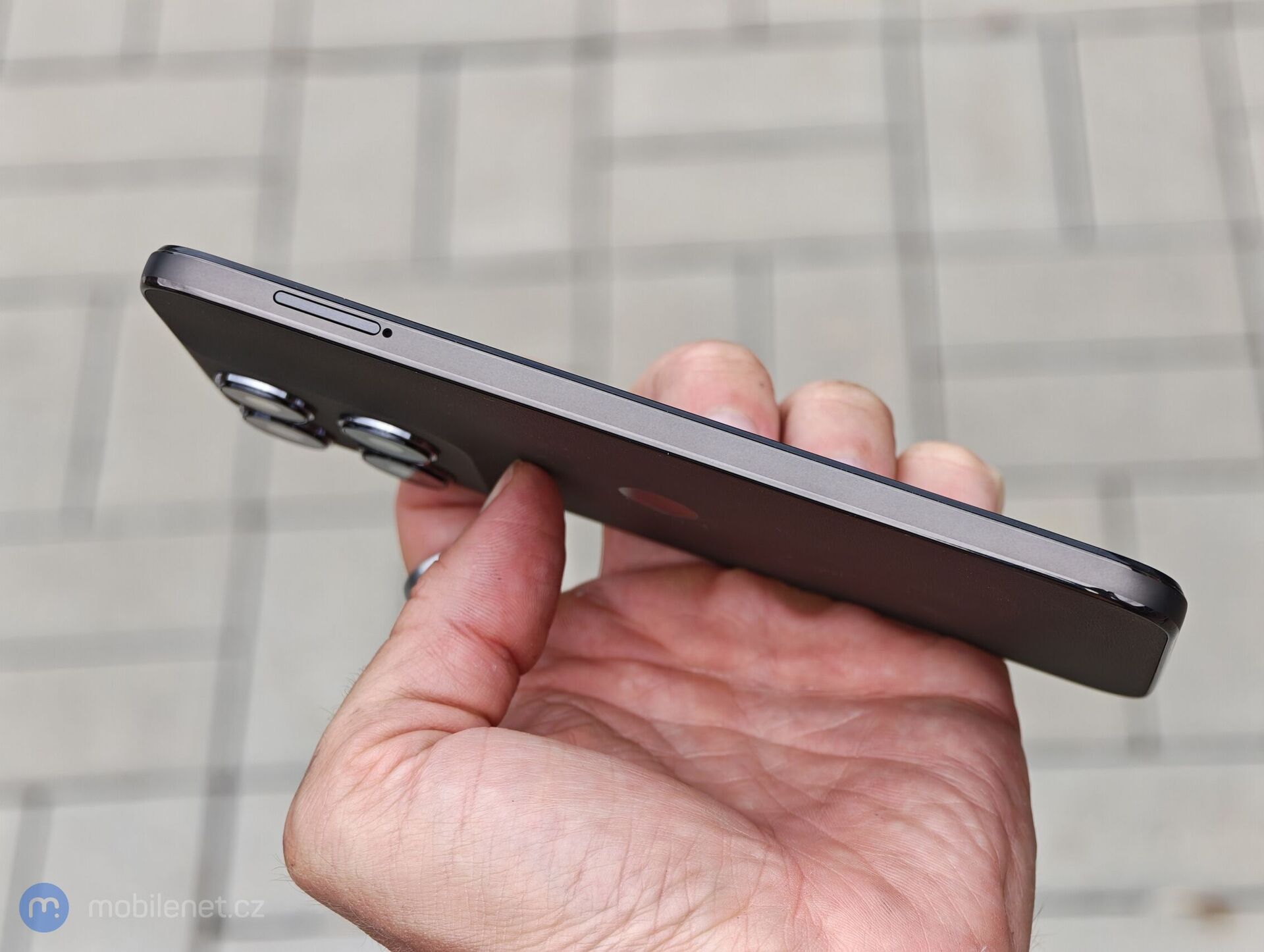 Motorola Moto G77