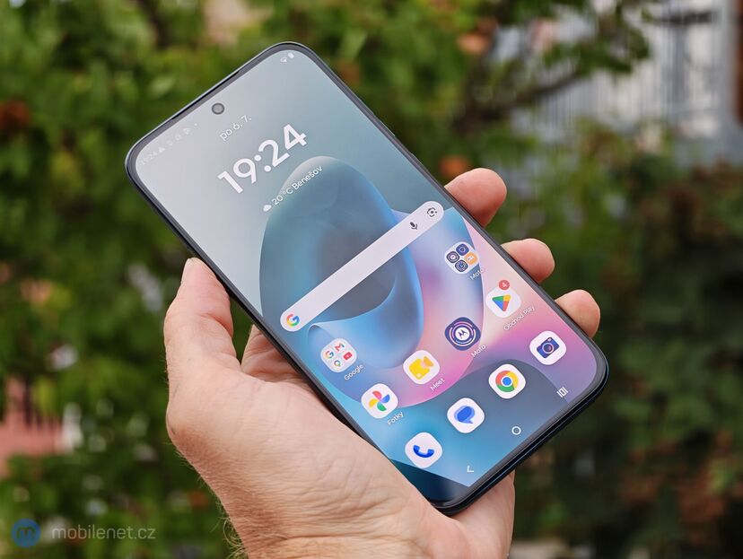 Motorola Moto G77