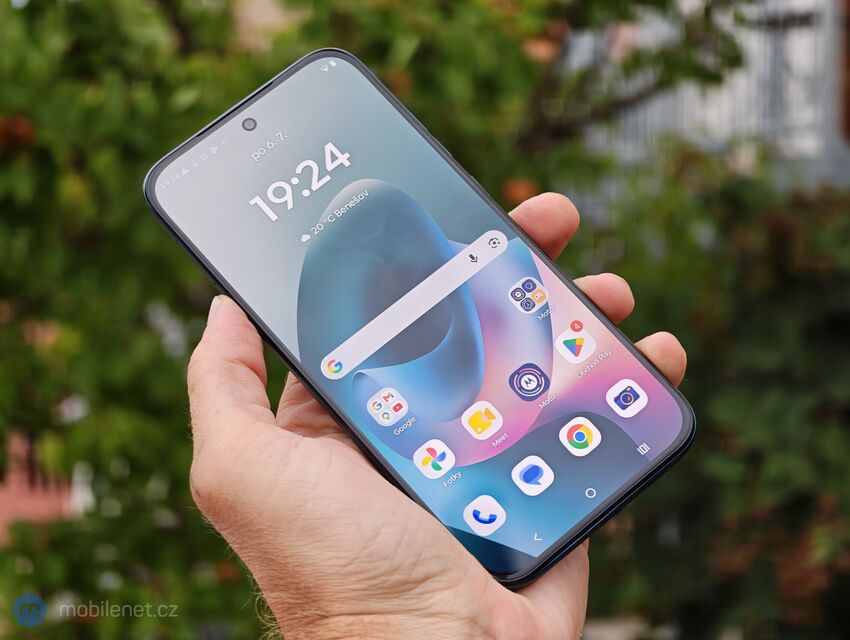 Motorola Moto G77