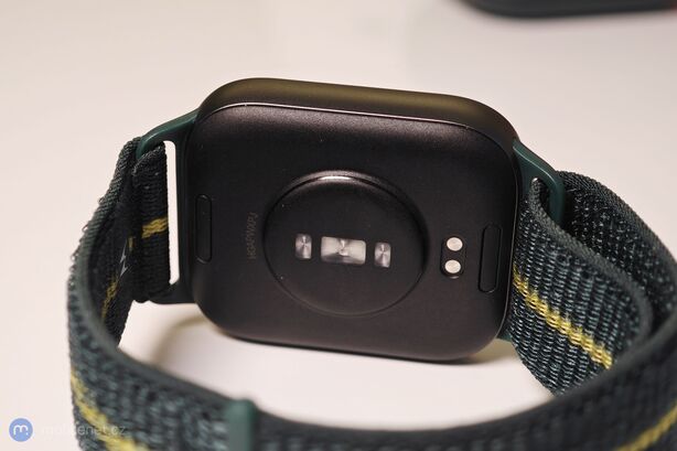 Motorola Moto Watch Fit