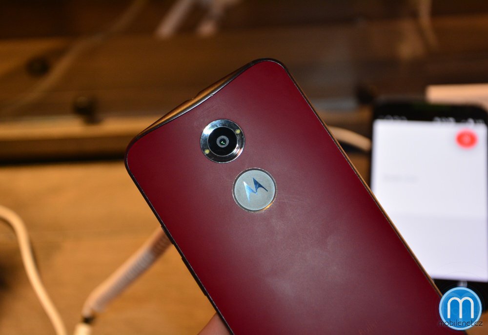 Motorola Moto X (2014)
