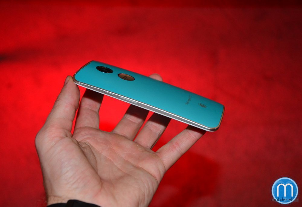 Motorola Moto X (2014)