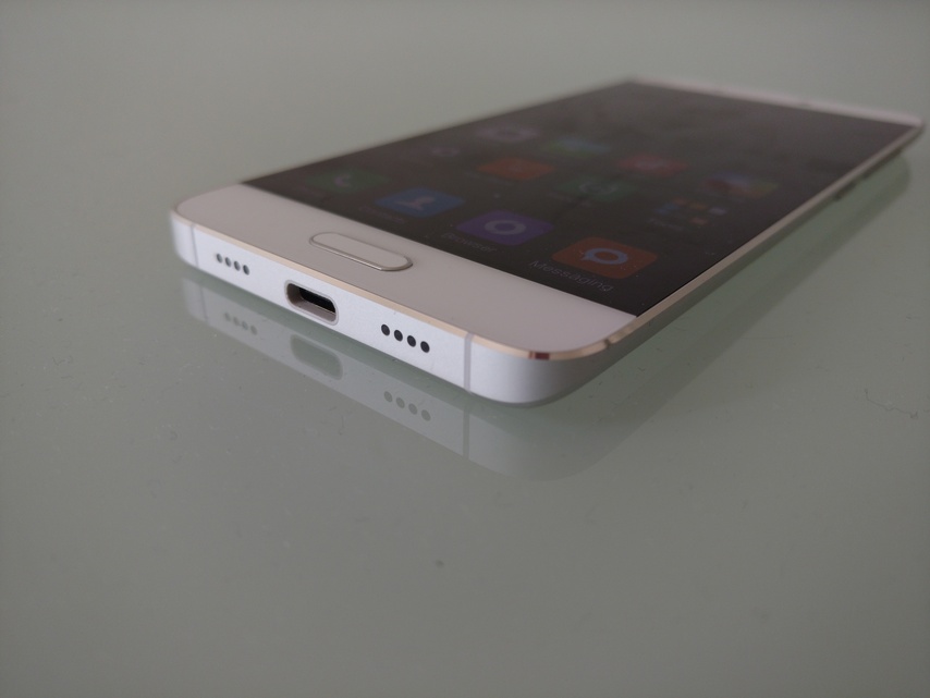 Motorola Moto X Play