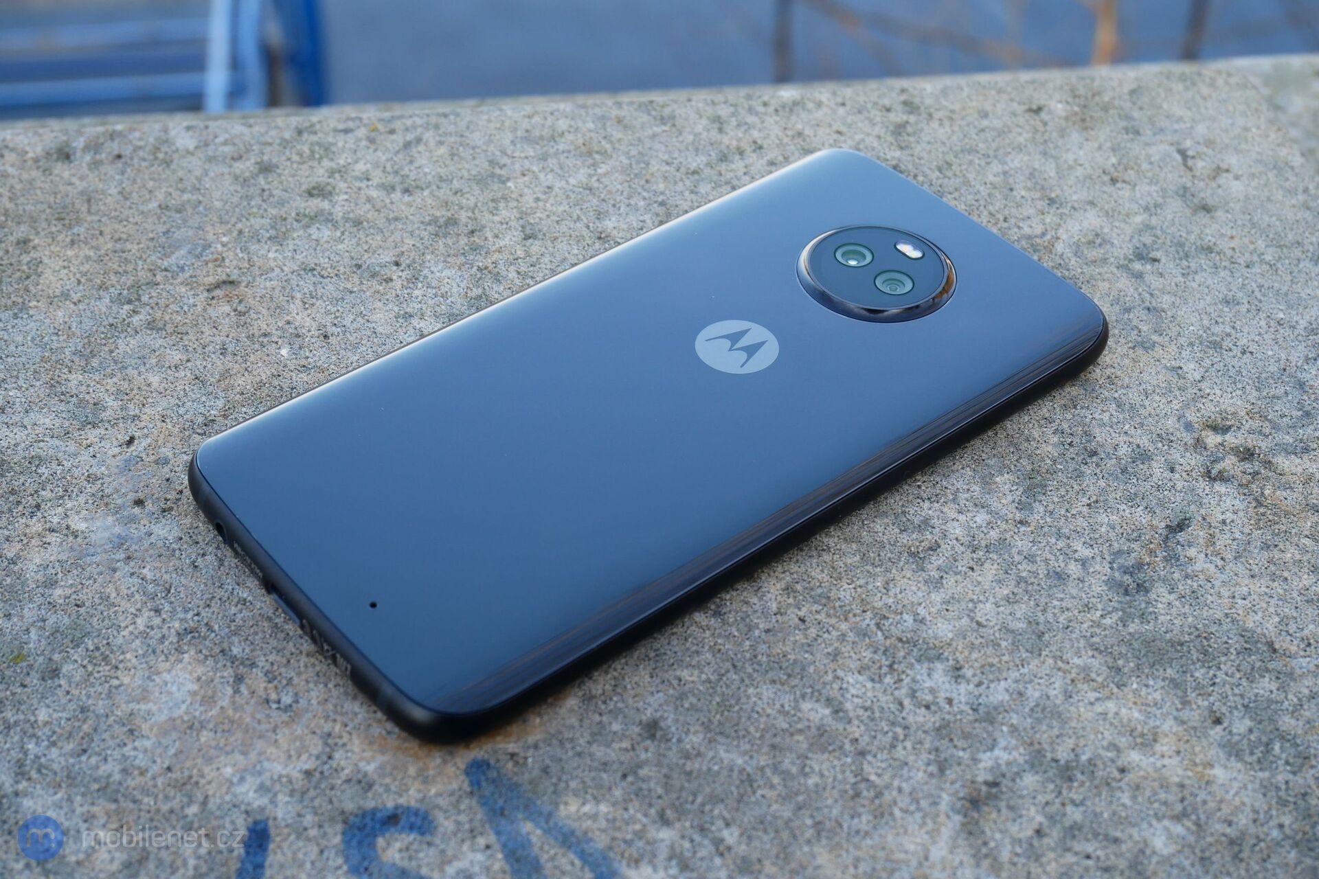 Motorola Moto X4