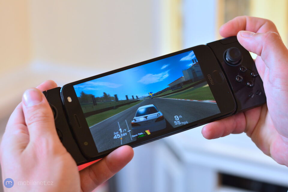 Motorola Moto Z2 Force Edition