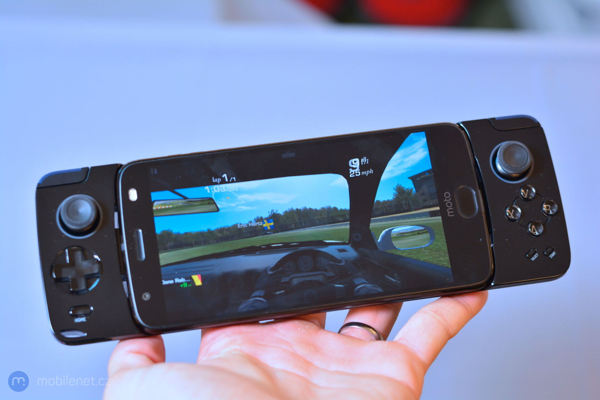 Motorola Moto Z2 Force Edition