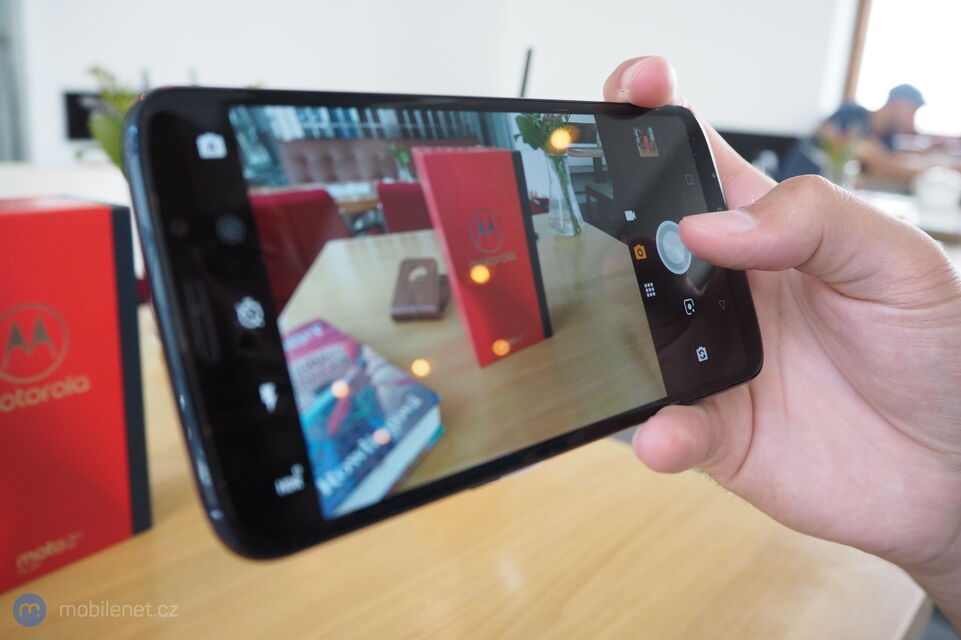 Motorola Moto Z3 Play