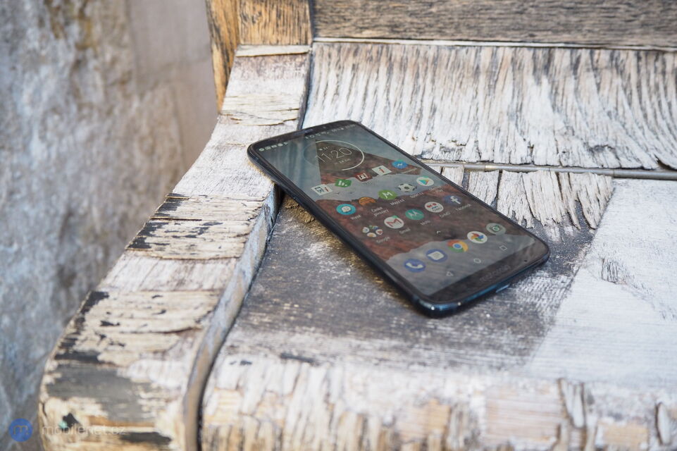 Motorola Moto Z3 Play