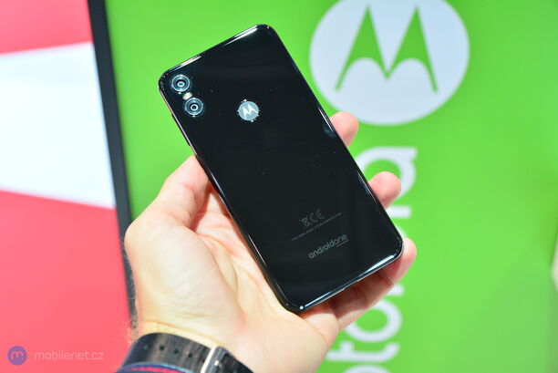 Motorola One