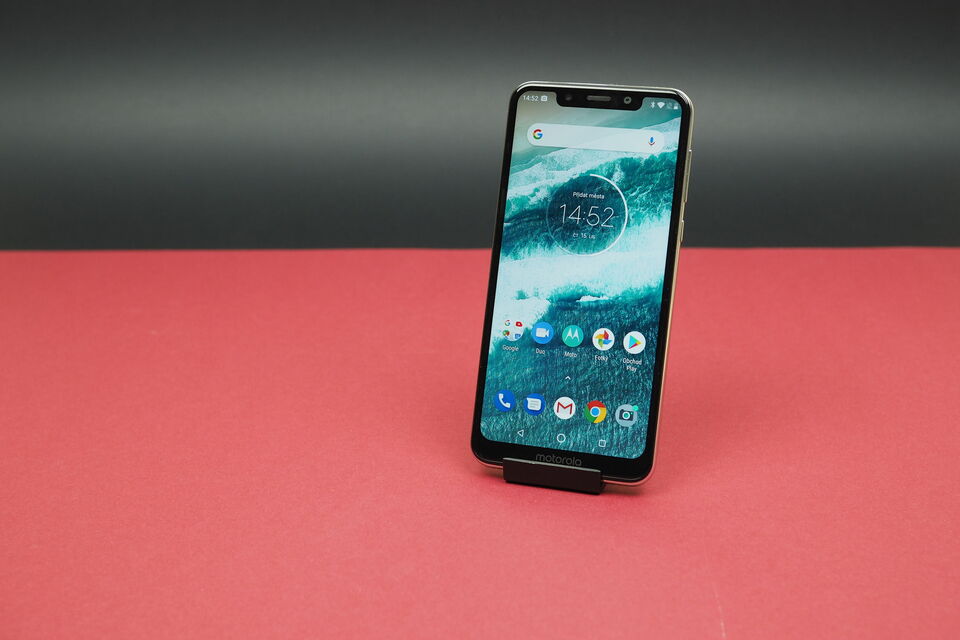 Motorola One