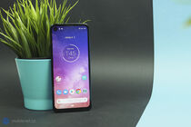 Motorola One Vision