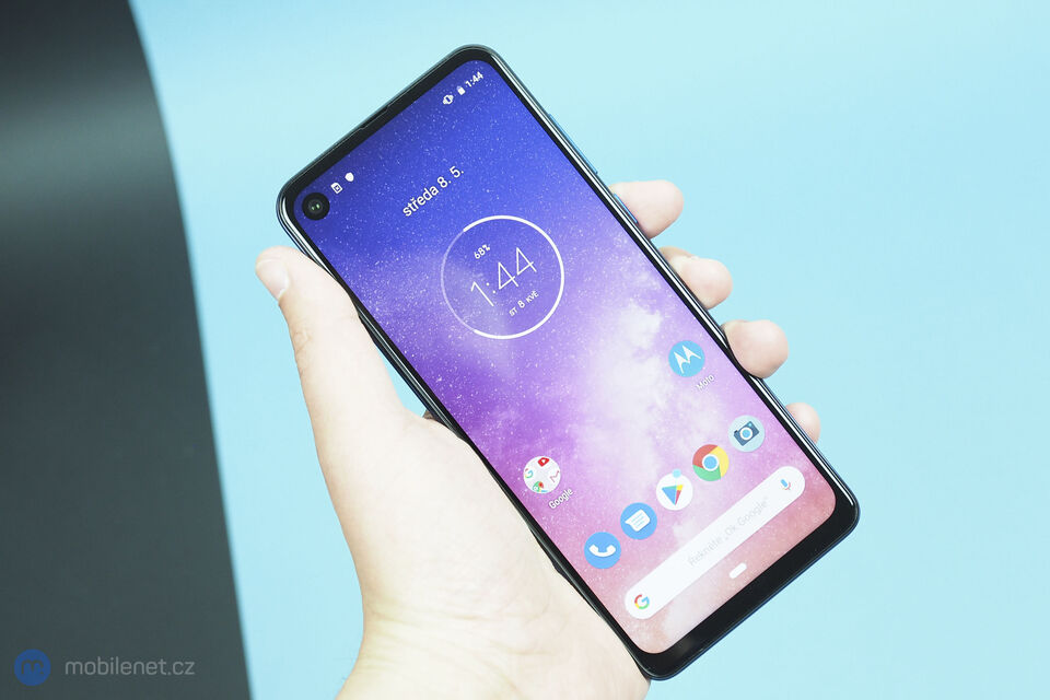 Motorola One Vision