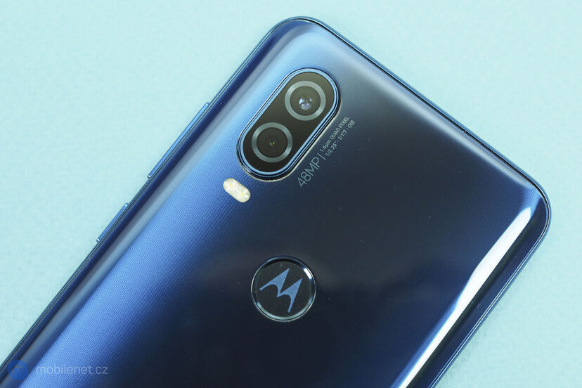 Motorola One Vision