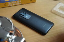 Motorola One Zoom
