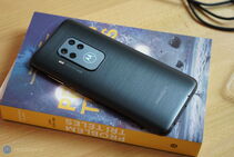 Motorola One Zoom