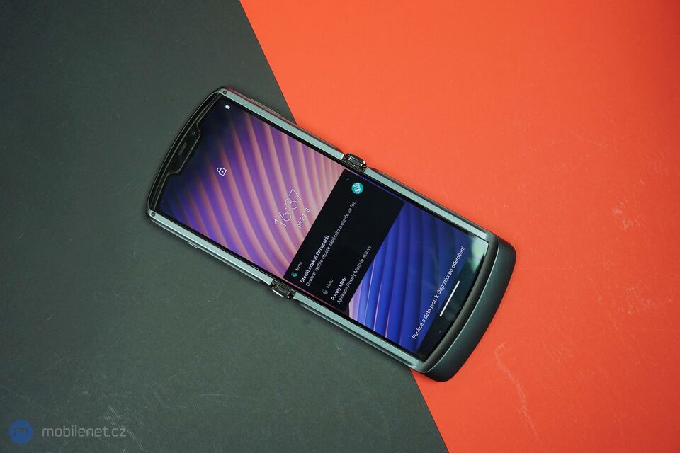 Motorola Razr 5G