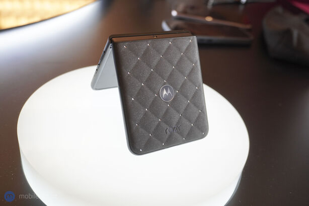 Motorola Razr 70 Swarovski