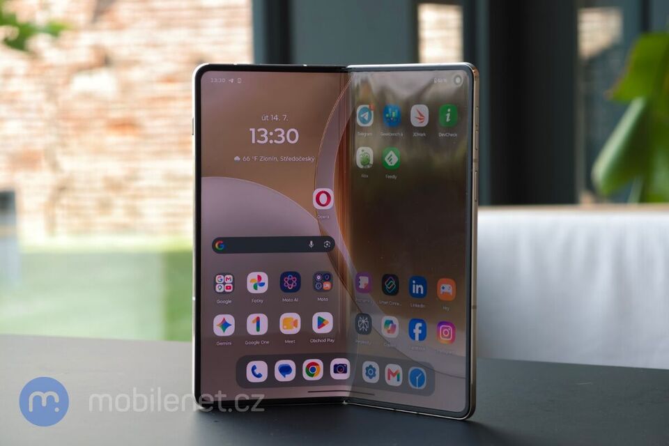 Motorola Razr Fold