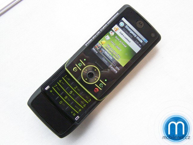 Motorola RIZR Z8