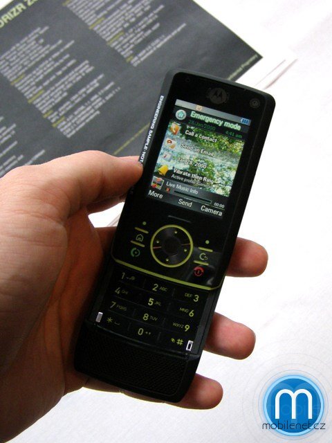 Motorola RIZR Z8