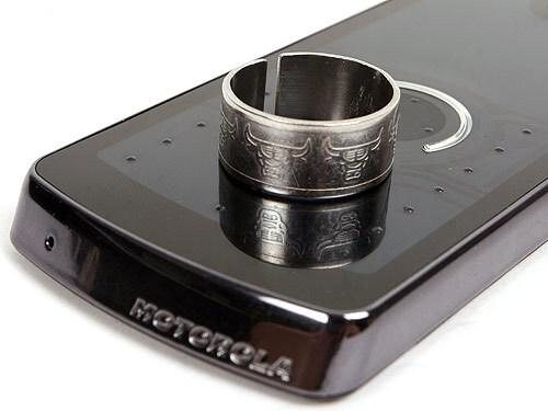 Motorola ROKR E8: hudební perla s novým ovládáním