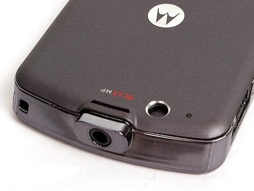 Motorola ROKR E8: hudební perla s novým ovládáním
