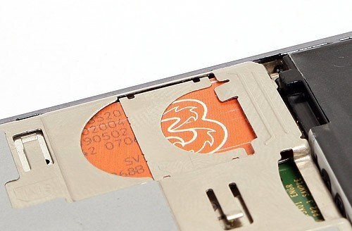 Motorola ROKR E8: hudební perla s novým ovládáním