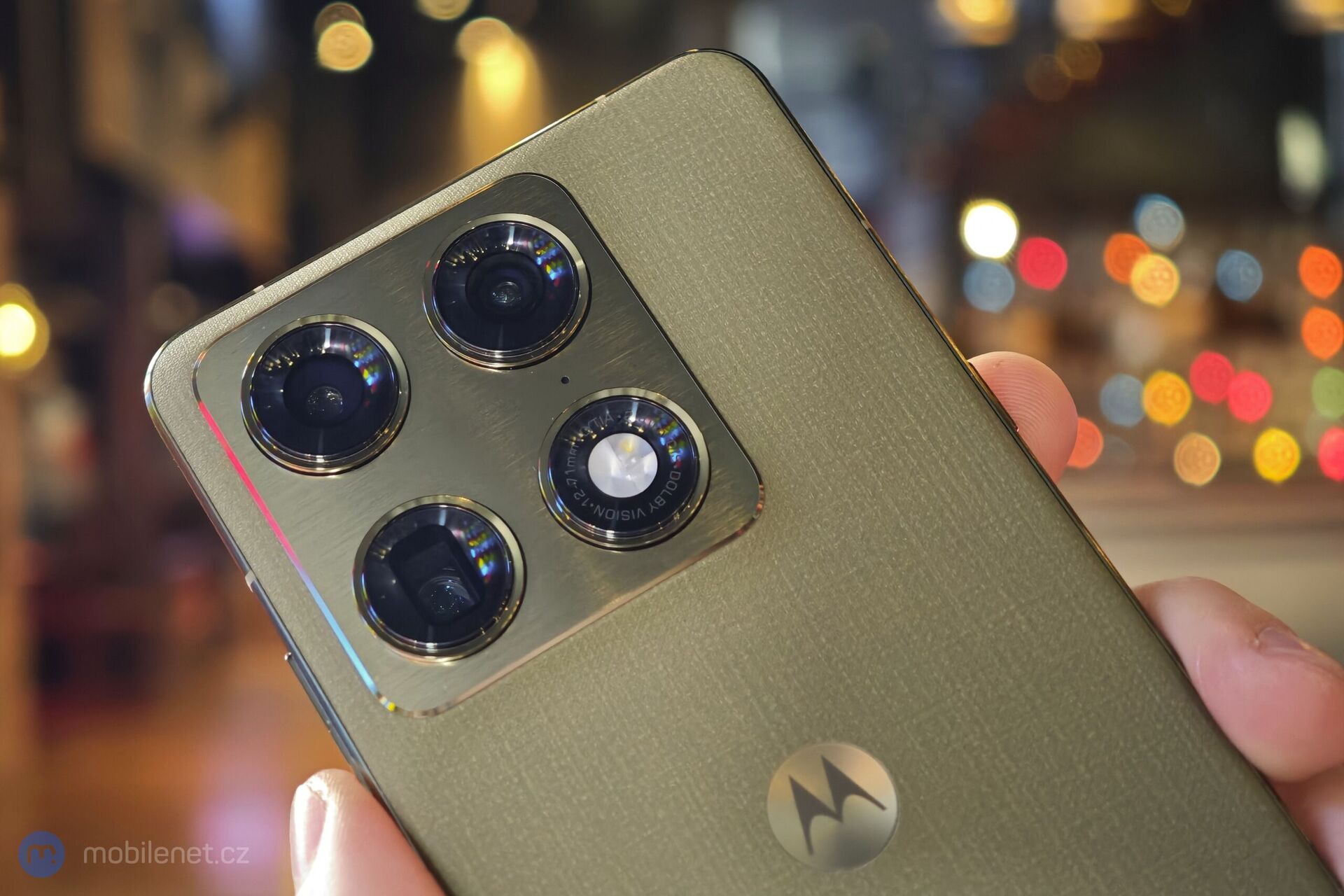 Motorola Signature