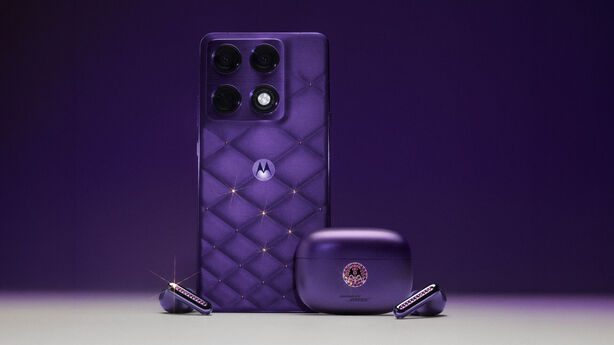 Motorola Signature Swarovski