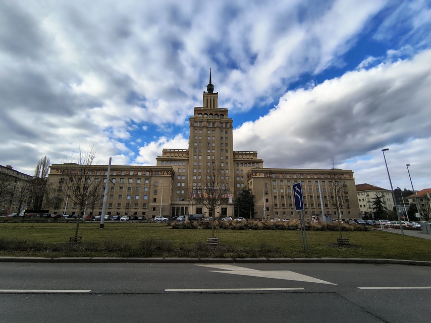 Motorola ThinkPhone25