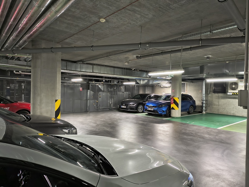 Motorola ThinkPhone25