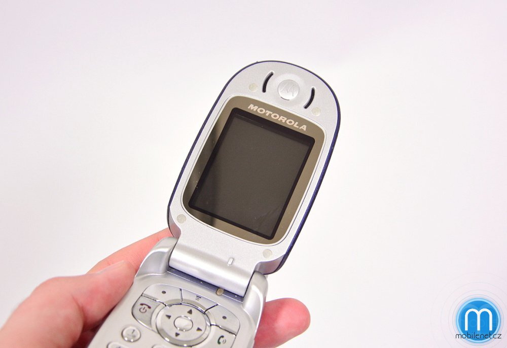 Motorola V300