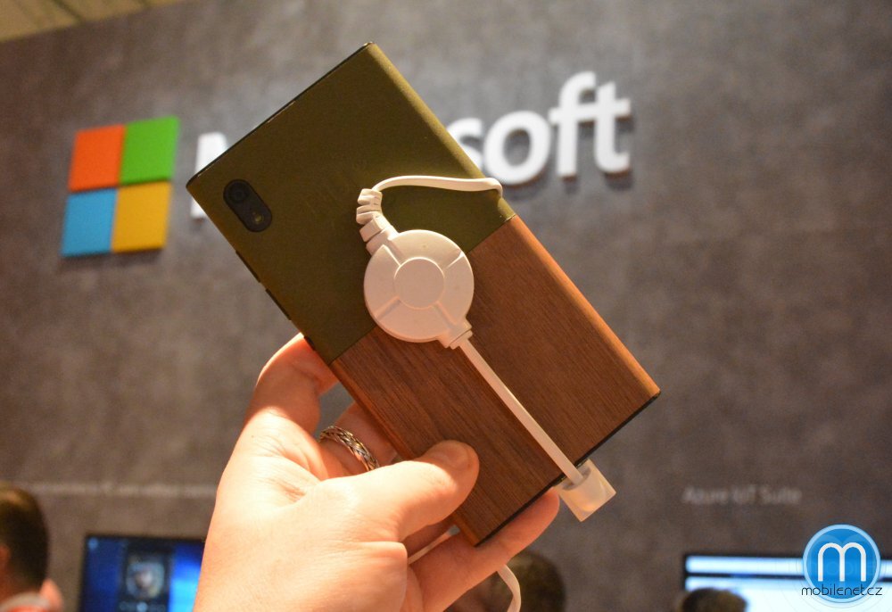 Mouse Computer Madosma Q601