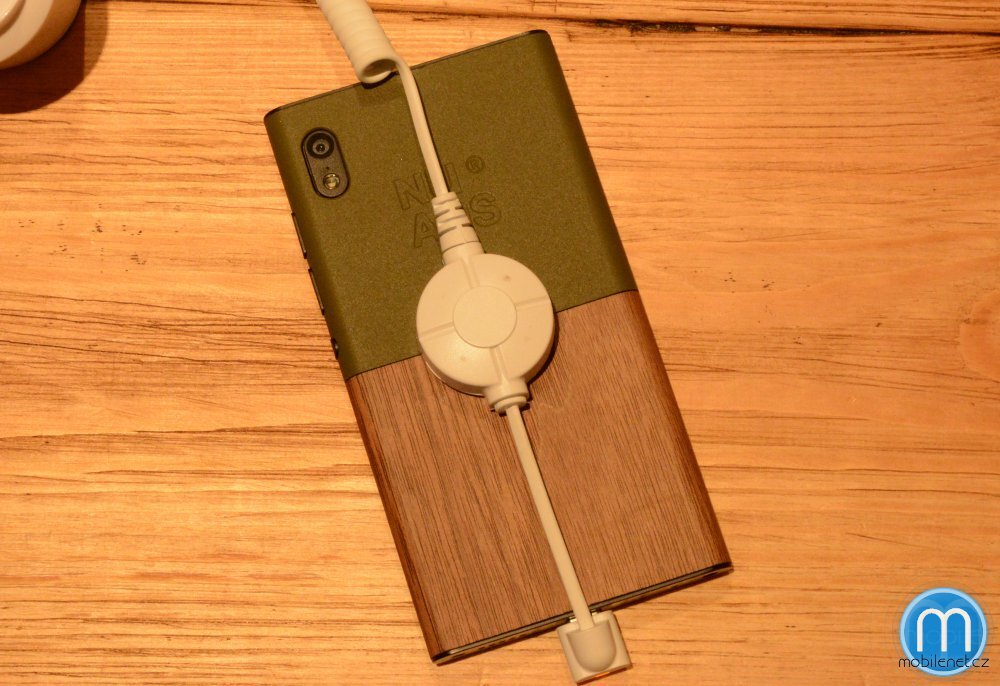 Mouse Computer Madosma Q601