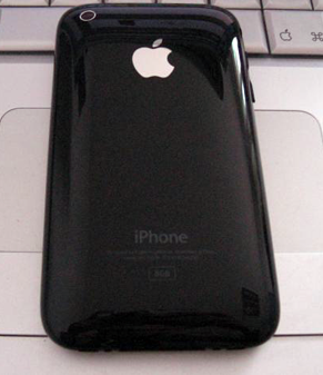 Nástupce Apple iPhonu na dalších špionážních fotografiích?