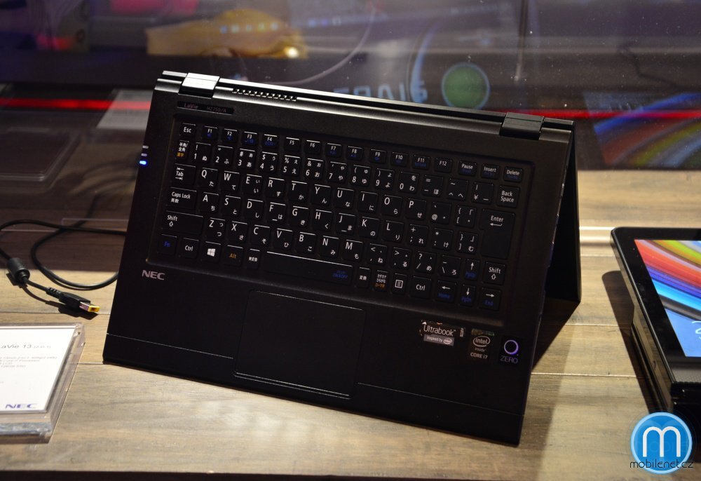 NEC Lavie 13 2-in-1