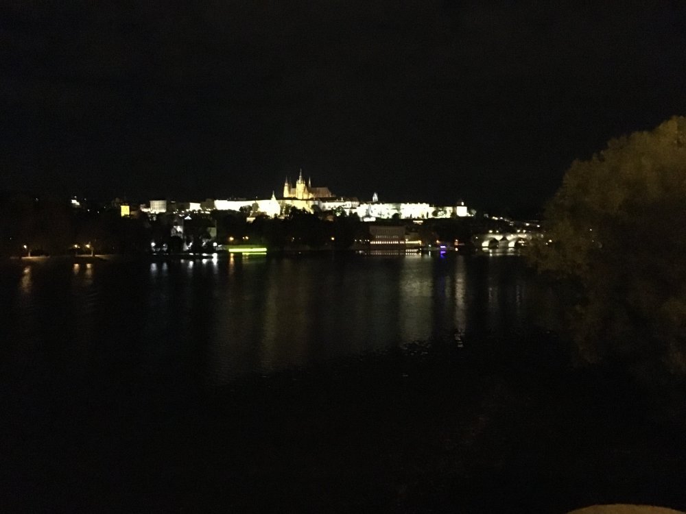 Noční fotka z iPhone 6s