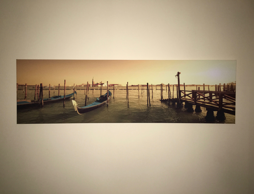 noční interiérová fotka iPhone 6s