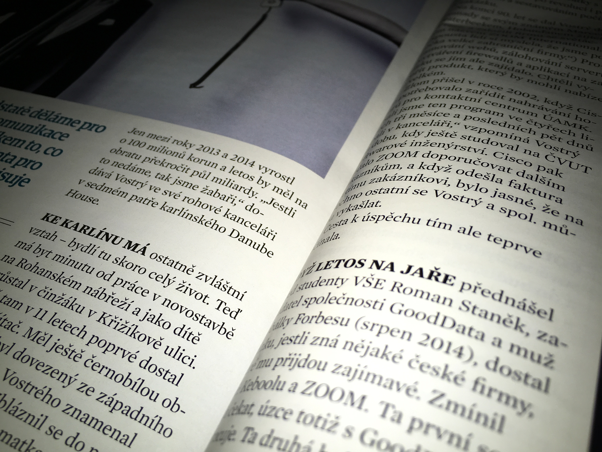 noční macro fotka iPhone 6s