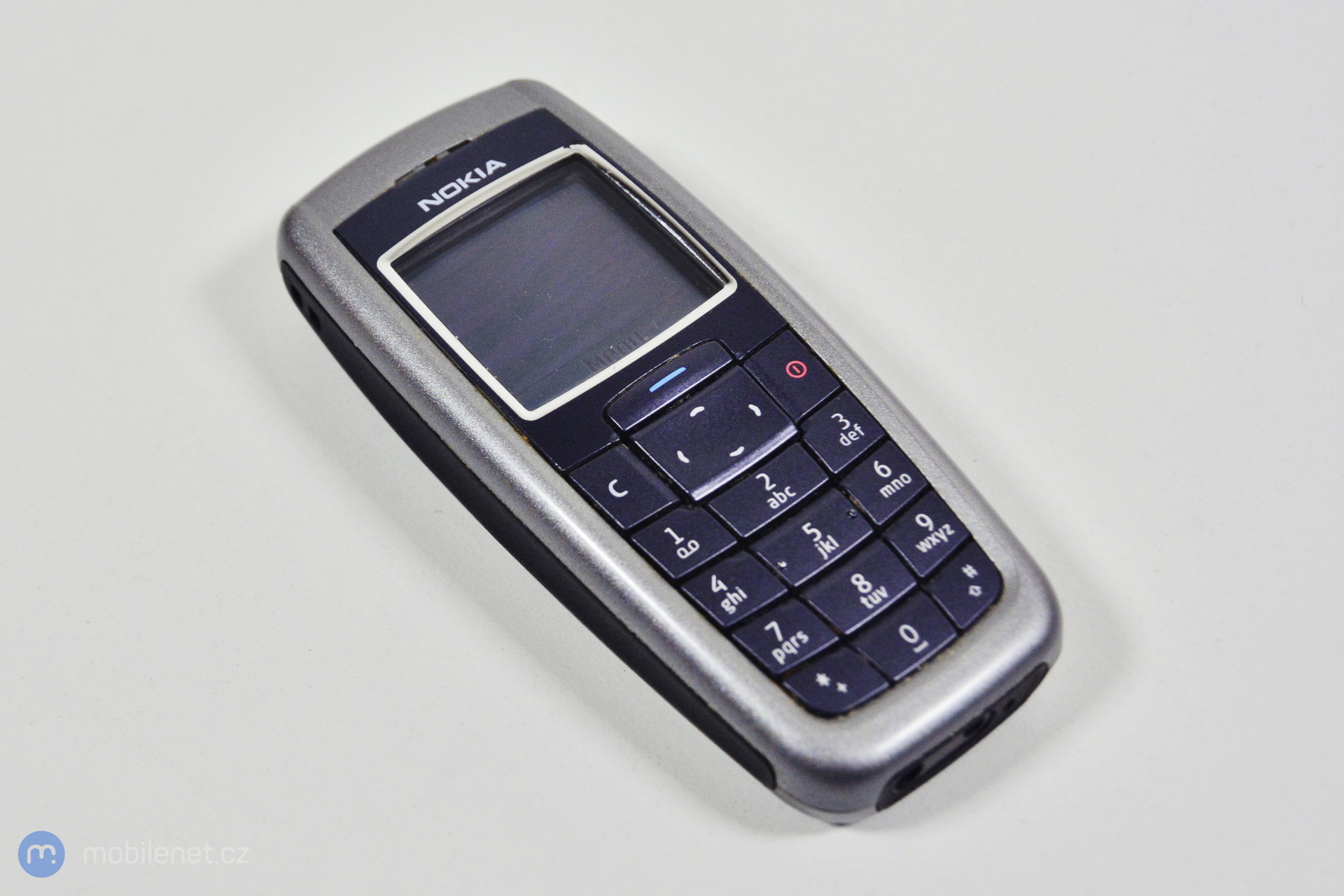 Nokia 2600