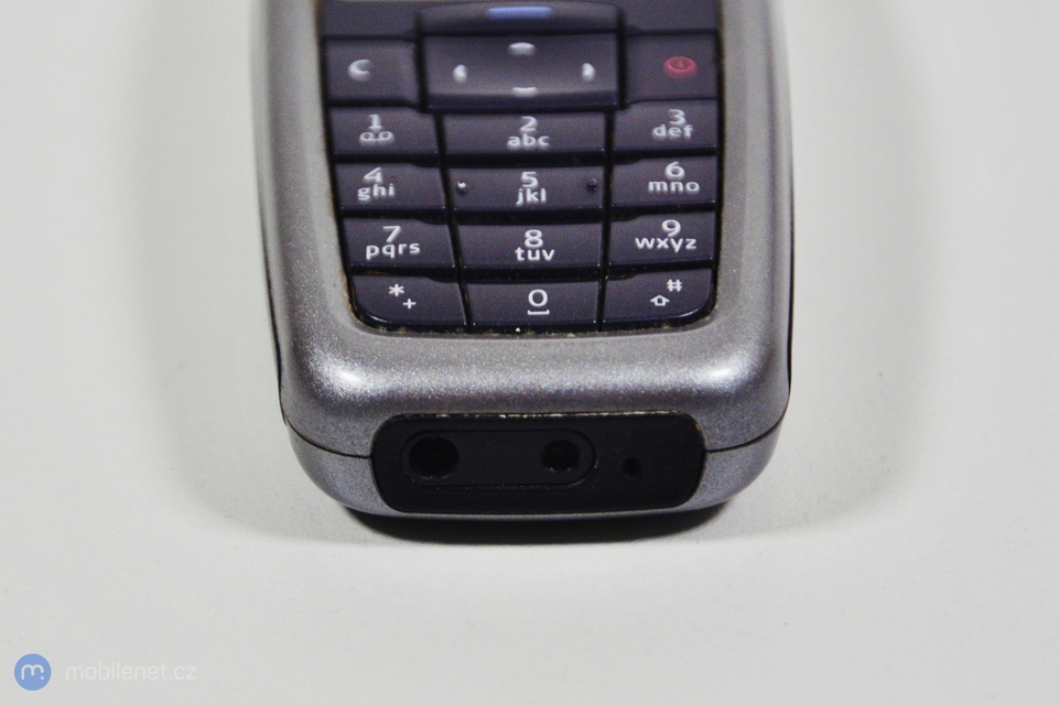 Nokia 2600